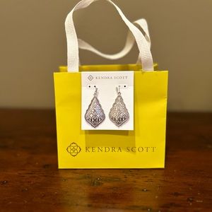 Kendra Scott Addie Drop Earrings